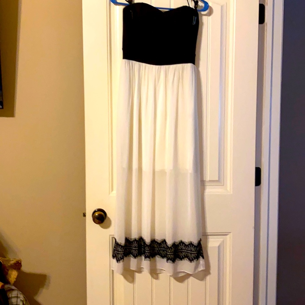 Enfocus Studio Strapless Night Dress. Size 6
